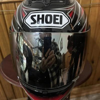 156 SHOEI Helmet - Medium
