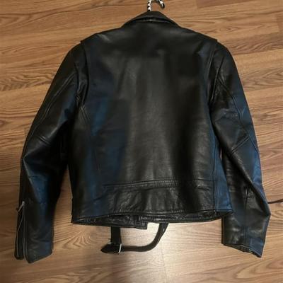 162 Wilsons Thinsulate Black Leather Jacket - Large