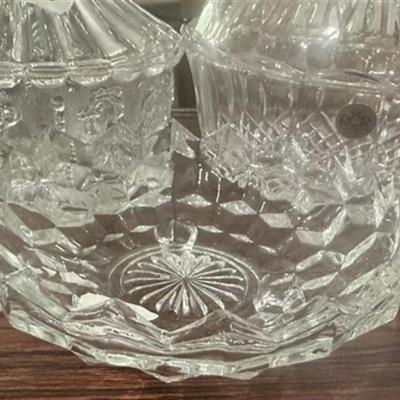 190 Lot of Three Pieces of Crystal Fostoria Bowl / 2 Lidded Dishes