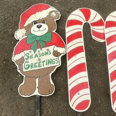 273 Lot of 4 Christmas Yard Stakes ~ 2 Candy Canes ~ Christmas Bear ~ 1 Santa Clause