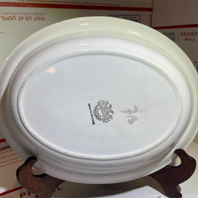 Vintage Villeroy & Boch: Blue Onion Vegetable Serving Bowl 9" x 11.25" has a Reverse Fleck as Pictured.