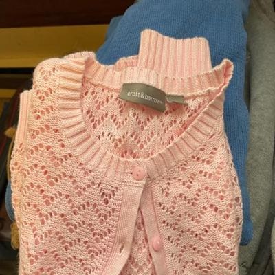 LADIES LARGE SWEATERS