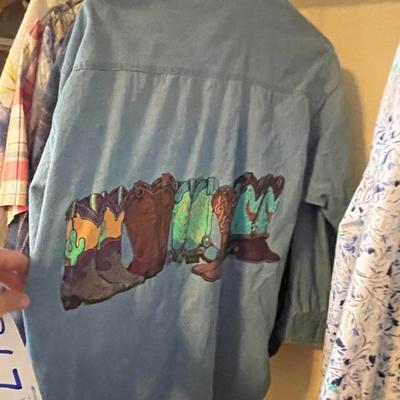 LADIES SHIRTS AND VEST SIZE MEDIUM