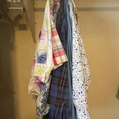 LADIES SHIRTS AND VEST SIZE MEDIUM