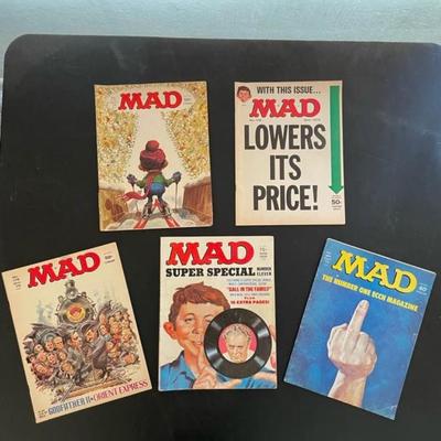 5 MAD MAGAZINES