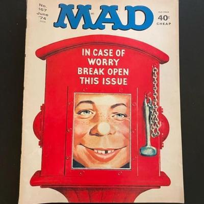 5 MAD MAGAZINES