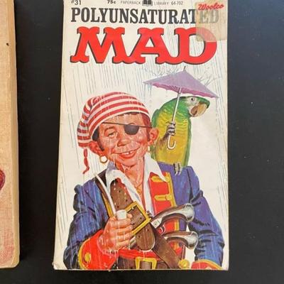 2 MAD POCKET BOOKS
