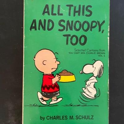 SNOOPY AND CHARLIE BROWN POCKET BOOKS