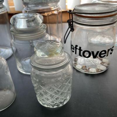 ASSORTMENT OF CANISTERS, BRASS PIECES AND A SEA SHELL 10 PIECE BAND