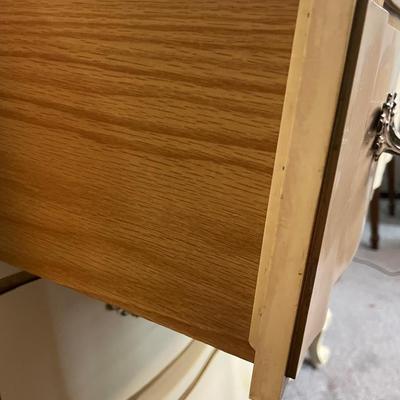 Vintage French Provincial Bachelor's Chest / Bureau