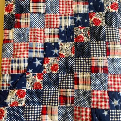 TWIN HEATED BLANKET, PICNIC BLANKET IN TOTE AND A ROUGH HANDMADE QUILT