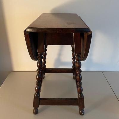 Antique / Vintage Drop Leaf Side Table