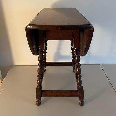 Antique / Vintage Drop Leaf Side Table