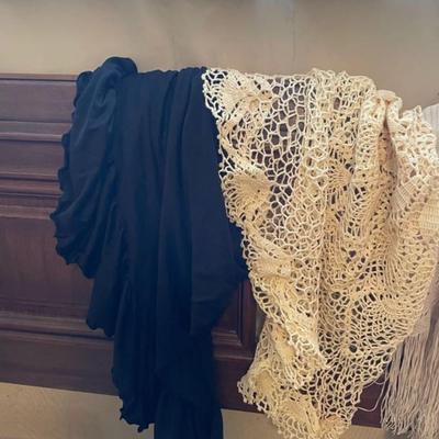 LADIES HATS AND SHAWLS