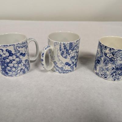 Chintzware Laura Ashley & The Spode Blue Room Collection Grapes Mugs