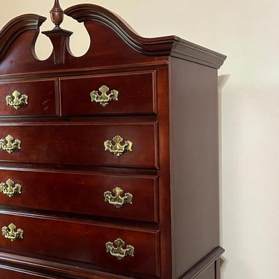 Solid Wood Mahogany Queen Anne Style Tall Boy Dresser