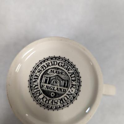 Emma Bridgewater â€œHickety Pickety My Black Henâ€ Mugs & Egg Cup