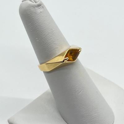 LOT 93J: 3.6 grams 14K Diamond Cut Citrine Ring Size 6