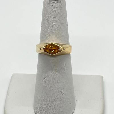 LOT 93J: 3.6 grams 14K Diamond Cut Citrine Ring Size 6