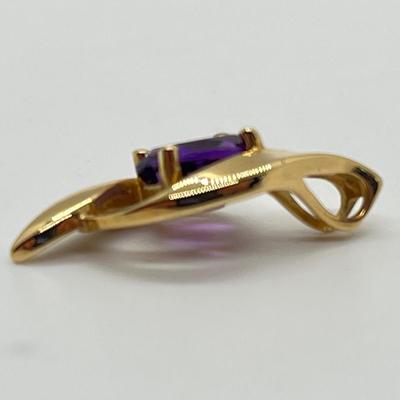 LOT 97J: 14 K Yellow Gold and Oval Amethyst Pendant
