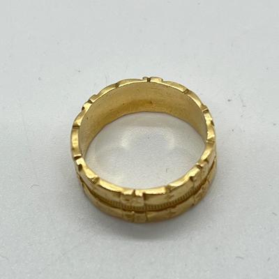 LOT 115J: Vintage 14K Yellow Gold Ornate Band Ring BEAUTIFUL! Sz. 5 1/2. 4.6g