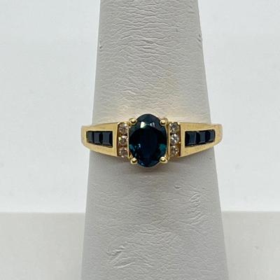 LOT 117J: 14K Yellow Gold and Teal Sapphire and Diamond Ring