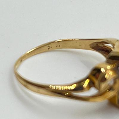 LOT 125J: 14K Emerald Cut Blue Topaz Gold Ring - Size 6 - 2.7 gtw. DECEMBER BIRTHSTONE
