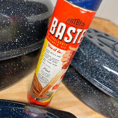 Granite ware roasting pans & baster