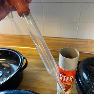 Granite ware roasting pans & baster