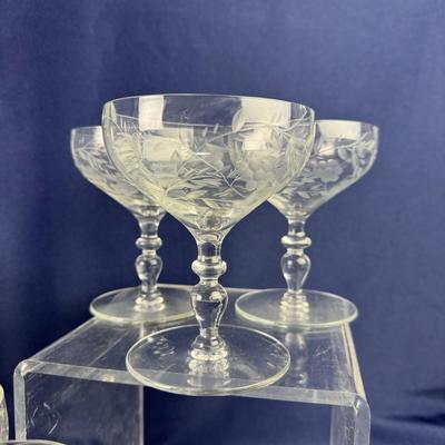 1016 1940's Tiffin Glassware Lot