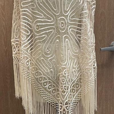 Vintage Limâ€™s 100% silk shawl new with tag