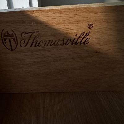 Thomasville chest