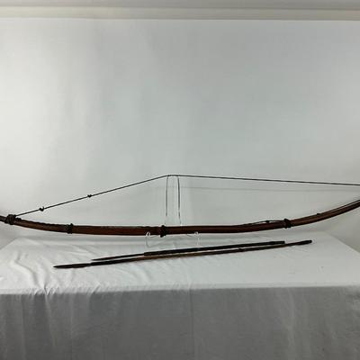 1031 Antique Handmade Bow & Arrow