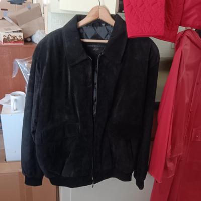 LADIES LEATHER JACKET, REVERSIBLE RAINCOAT AND LIGHT JACKET