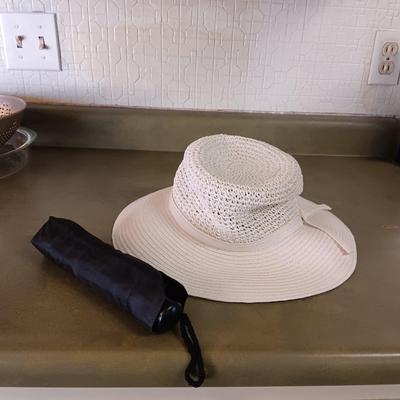 LADIES LEATHER JACKET, REVERSIBLE RAINCOAT AND LIGHT JACKET