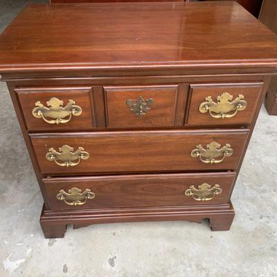 Link-Taylor nightstand dove tail (2 in this auction)