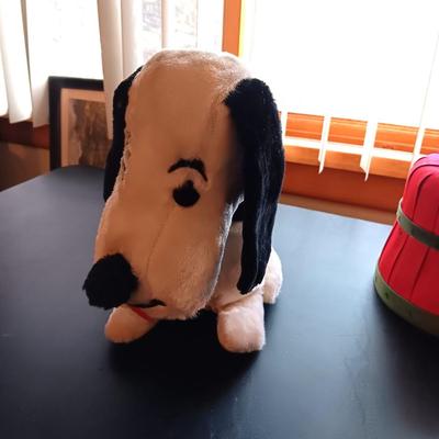 SNOOPY AND OTHER MUCH LOVED PLUSH ANIMALS