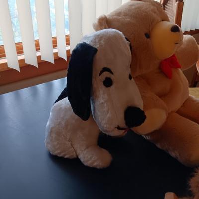 SNOOPY AND OTHER MUCH LOVED PLUSH ANIMALS