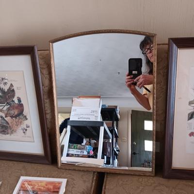 WALL MIRROR AND OTHER FRAMED PICTURES