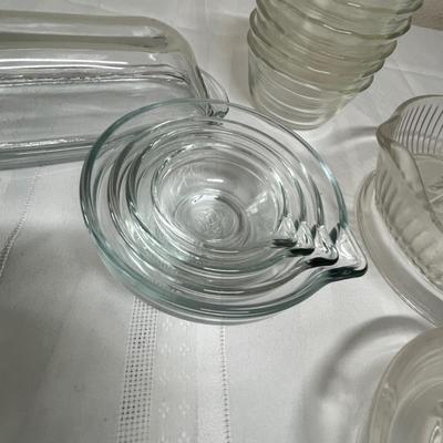Kitchen glass items