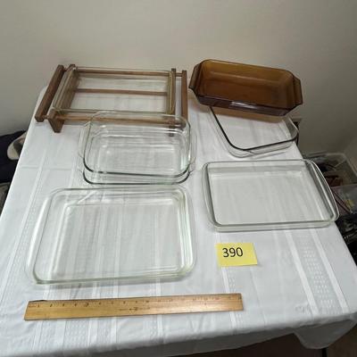 Baking glasware w/ holder