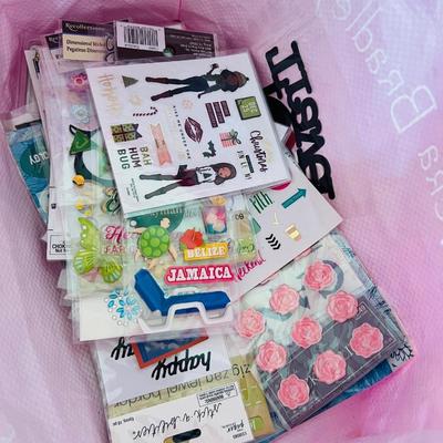 TABLE DEAL~ SCRAPBOOKING