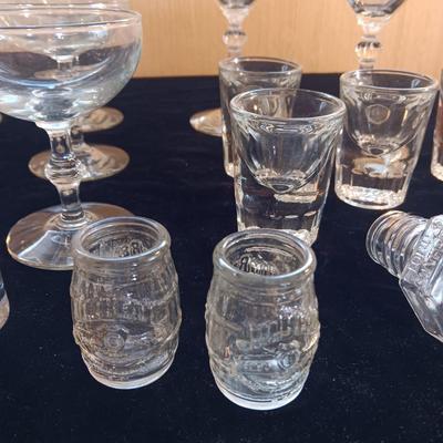 HUGE ASSORTMENT OF BAR GLASSES