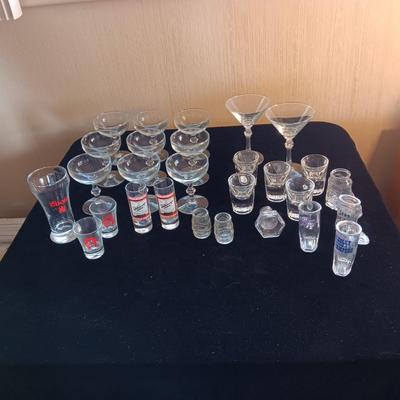 HUGE ASSORTMENT OF BAR GLASSES