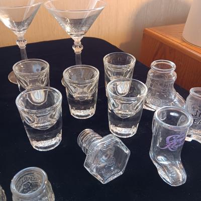 HUGE ASSORTMENT OF BAR GLASSES