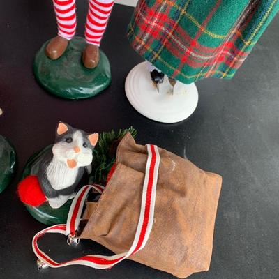 Byers Choice Christmas Figurines Lot