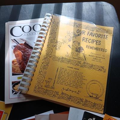 COOK BOOKS & RECIPE PAMPHLETS