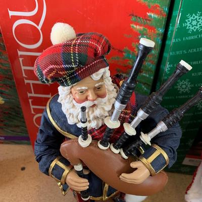 Clothtique @ Others Christmas Figurines - Some In Boxes