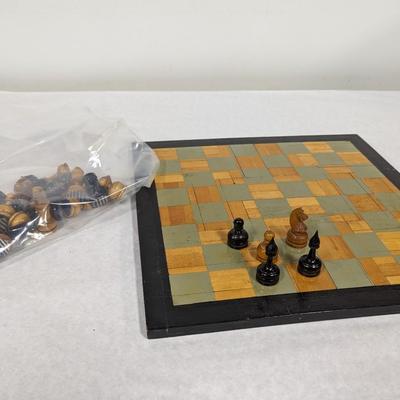 Wood Chess Board & Pieces