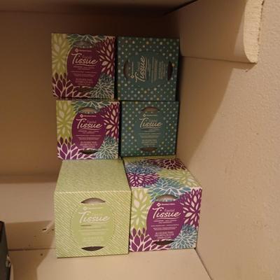 8 BOXES OF KLEENEX, WOUND CARE & TRAVEL SIZE CONTAINERS/TOILETRIES